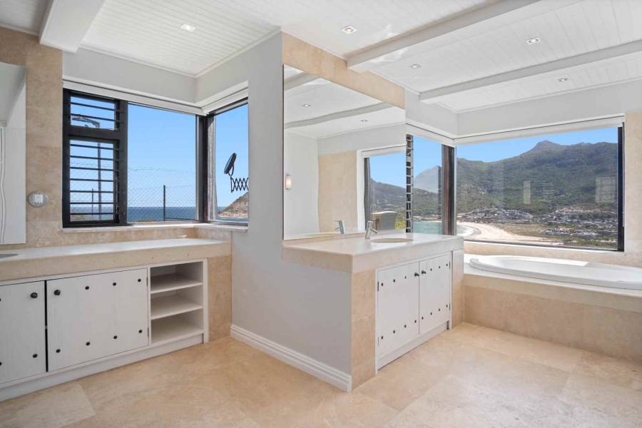 6 Bedroom Property for Sale in Scott Estate Western Cape